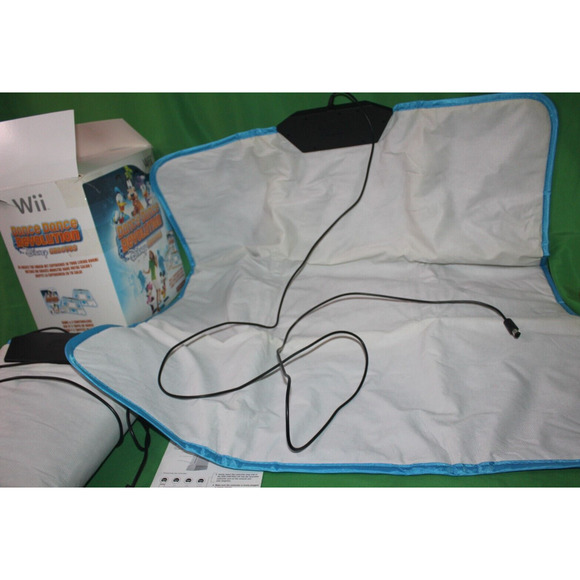 Konami Wii Dance Dance Revolution Disney Grooves Video Game Pad Mat Set - Picture 9 of 12